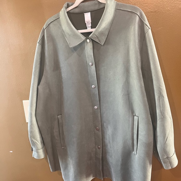 ‎ WynneLayers Stretch Faux Suede Shirt Jacket plus oversize 2XL - Picture 3 of 12